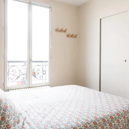 Bright Apt Near Montmartre Apartment Paris